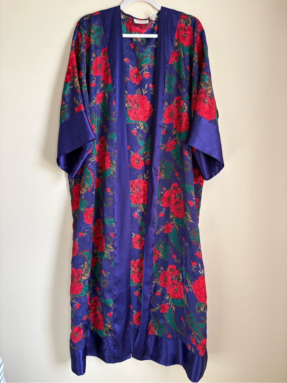 Vintage Victoria’s Secret Robe